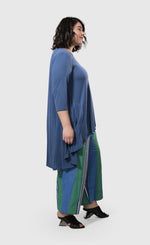 Load image into Gallery viewer, right side full body view of a woman wearing the alembika ocean stripes 4-pocket trousers.
