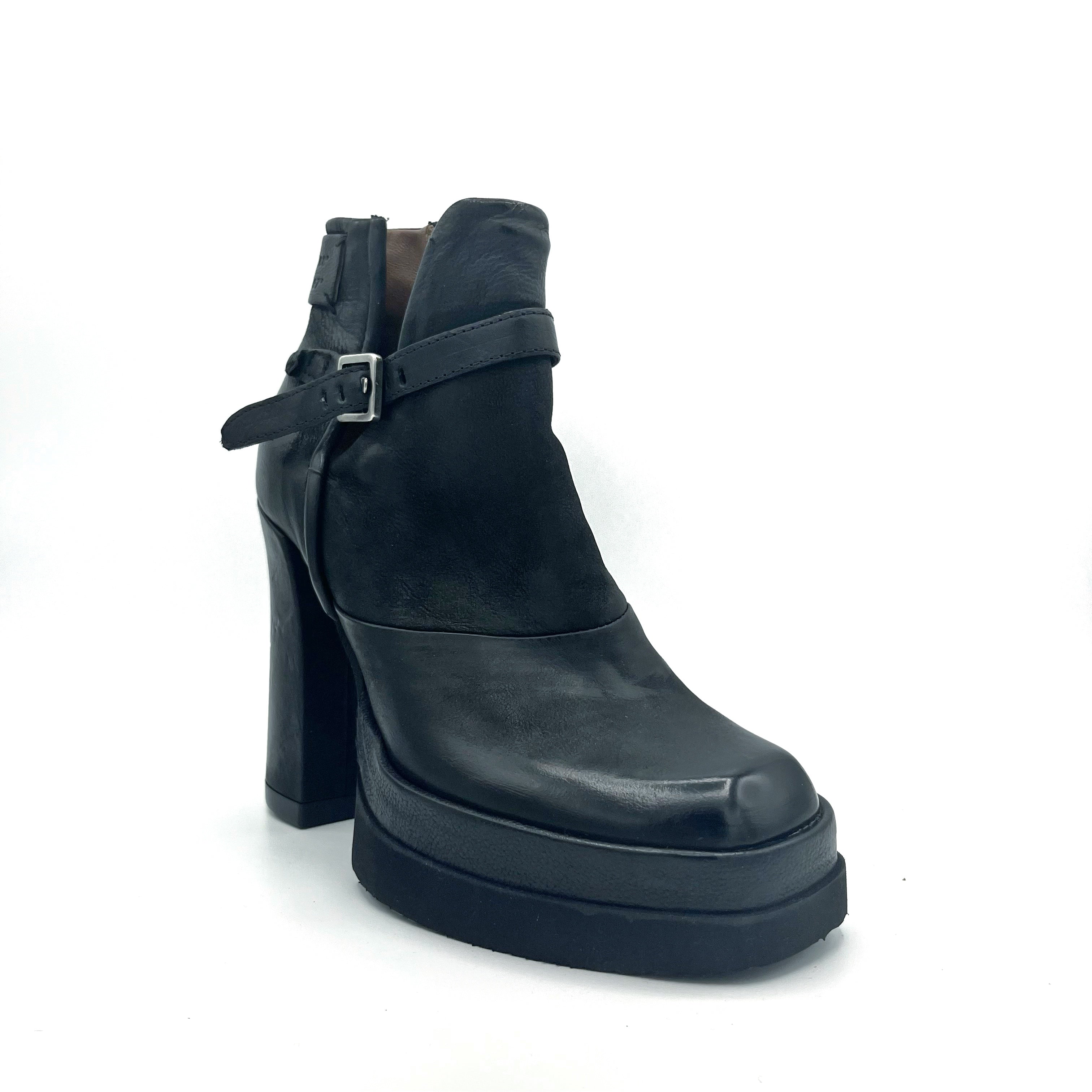 Outer front side view of the A.S.98 Vinal High-heeled Bootie in Black