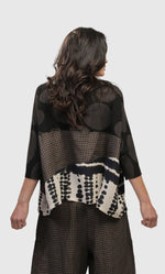 Load image into Gallery viewer, Back top half view of a woman wearing the Alembika Izma Boxy Tee.
