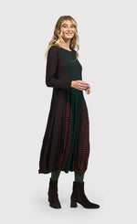 Load image into Gallery viewer, Right side full body view of the alembika juno crew cocoon dress
