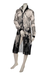 Load image into Gallery viewer, Front view of the beate heymann black/cream tulip long shirt.
