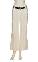 Load image into Gallery viewer, Front bottom half view of a woman wearing the Beate Heymann Off White Cullote.
