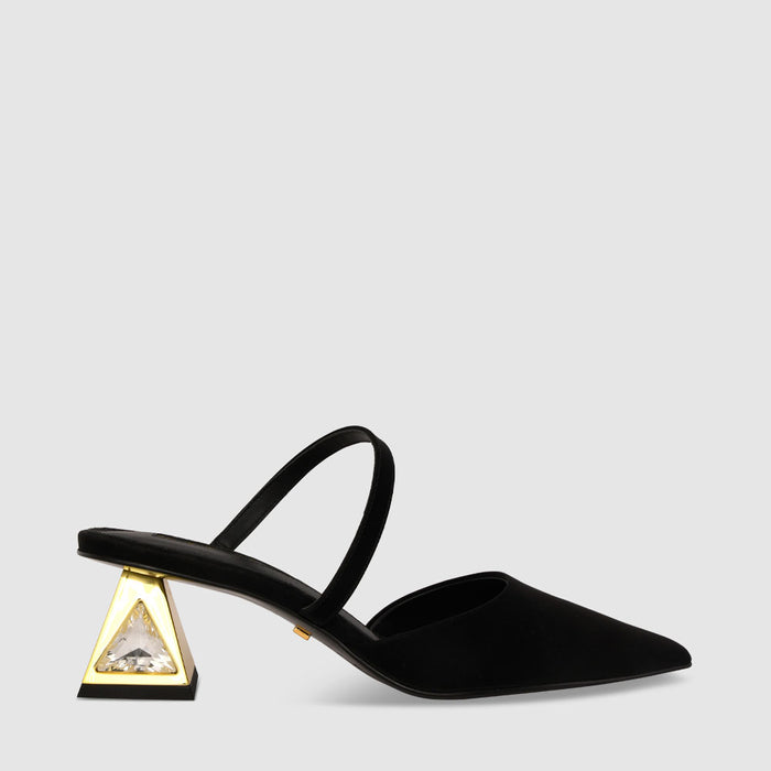 Outer side view of the kat maconie aisha pump in black/gold