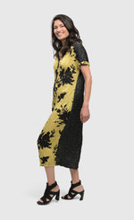 Load image into Gallery viewer, Left side full body view of a woman sbagliatto button down dress
