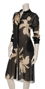 Load image into Gallery viewer, Front full body view of the Beate Heymann Black Ramie Magnolia Longshirt
