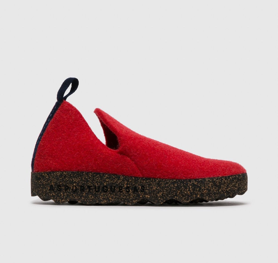 outer side view of the asportuguesas city ankle boot in the color red. This boot has a wool/felt looking upper with side slits and a cork looking sole.
