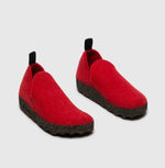 Load image into Gallery viewer, outer front side view of the asportuguesas city ankle boot in the color red. This boot has a wool/felt looking upper with side slits and a cork looking sole.
