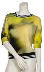 Load image into Gallery viewer, Front view the beate heymann batik lime top. 
