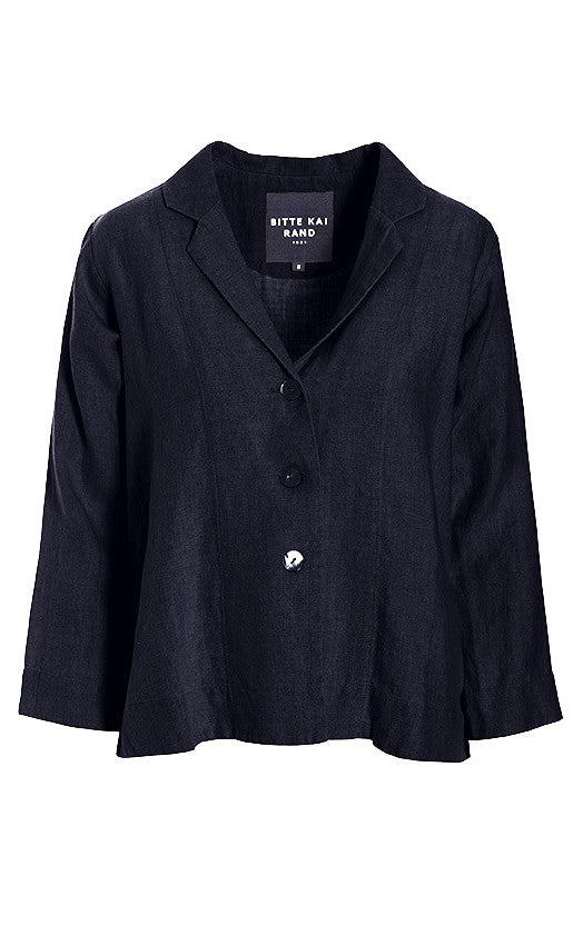 Front view of the bitte kai rand lazy linen jacket. This jacket is black with a notched collar and a 3 button up front. The sleeves are long.