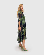 Load image into Gallery viewer, Right side, full body view of a woman wearing the Alembika Royal/Green Ava Chiffon Maxi Dress
