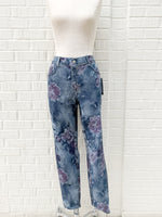 Load image into Gallery viewer, Frank Lyman Blue/Floral Reversible Jeans
