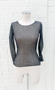 Front view of the porto diva sheer mesh tee. This tee is black with 3/4 length sleeves. 