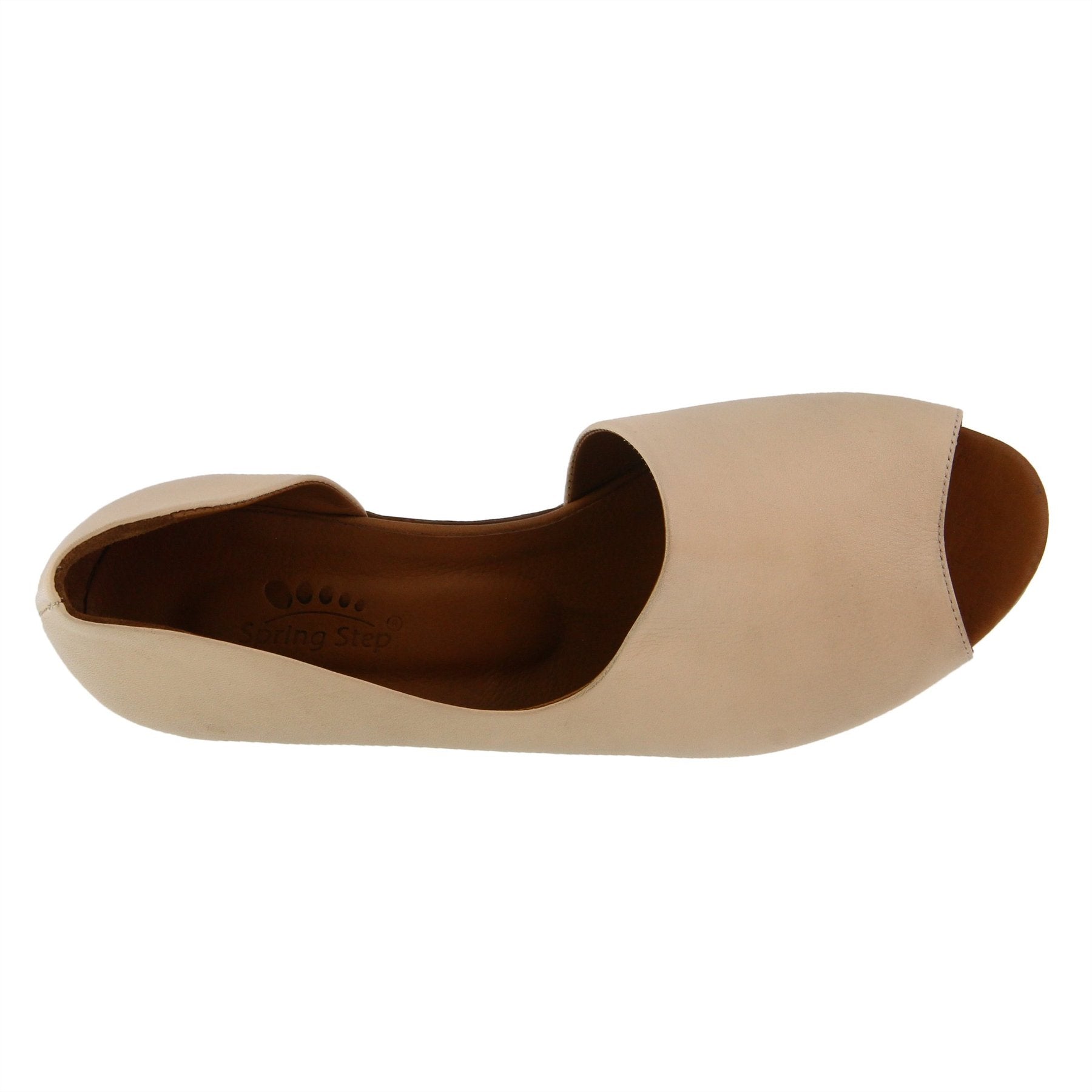 Birdseye view of the Spring Step Lesamarie Shoe. This shoe is a light beige with a tan leather inner and slight wedge heel. The outer side covers the foot while in inner side reveals the arch. This shoe is also open toed.