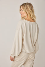 Load image into Gallery viewer, Summum Placket Boxy Pullover
