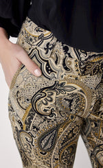 Load image into Gallery viewer, Summum Paisley Velvet Pants
