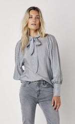 Load image into Gallery viewer, Summum Striped Blouse

