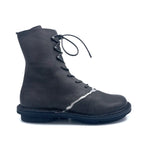 Load image into Gallery viewer, Outer side view of the trippen kintsugi ankle boot. This boot is in the color shark with cracked silver seams on the front. It is flat with a lace up front.
